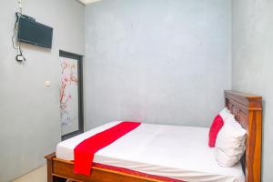RedDoorz @ Jalan Kedawung