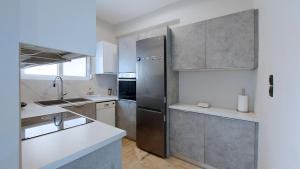 Modern, Renovated Apartment in Nikaia