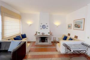 Villa Dantas by amcf