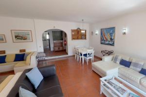 Villa Dantas by amcf