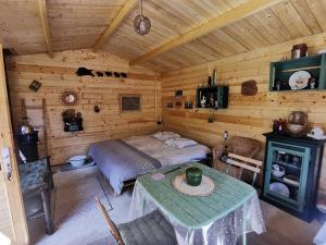 Tentes de luxe La Bauge Ardennaise : photos des chambres