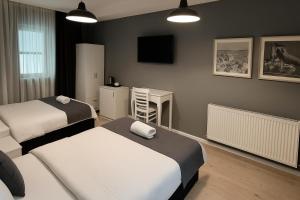 Economy Triple Room - Basement Floor (No Window) room in Utarit Taksim