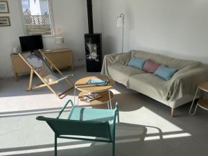 Maisons de vacances Maison moderne pour 8 pers., proche plage, Arzon, au calme, avec WiFi - FR-1-775-28 : photos des chambres