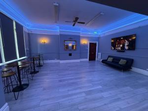 The Beeches - Entire Mansion