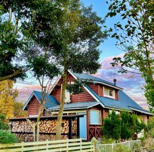 Kazenone Villa 風の音ヴィラ - A Stylish Forest Villa with Herb Garden & Cozy Fireplace