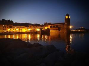 Appartement en plein centre de Collioure à 30 mètres de la plage