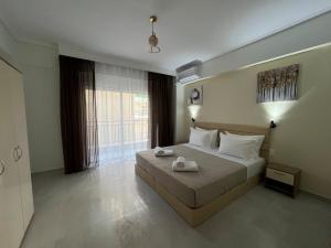 Modern Family Nest SKG