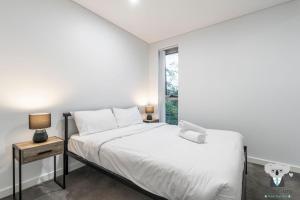KozyGuru | Homebush West | 3 Bedroom Apt+Parking