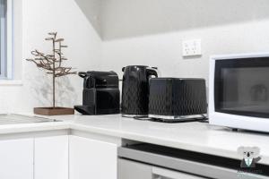 KozyGuru | Homebush West | 3 Bedroom Apt+Parking