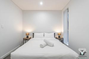 KozyGuru | Homebush West | 3 Bedroom Apt+Parking