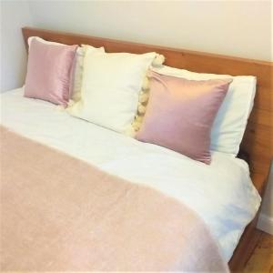 Self check-in spacious apartment in a quiet area