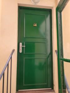 Studio calme proche Montmartre et Batignolles - Metro 13 et 14