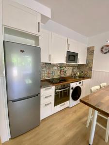 Loft playa Torviscas,garaje gratis , recién reformado