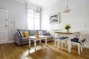 Sanhaus Apartments - HAFFNERA 51 - Stylowe apartamenty 3 minuty od plaży i kortów