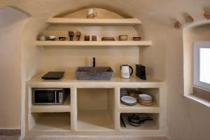 Amphora Aelia Gem - Akrotiri Seaview Getaway