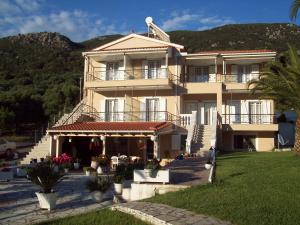 Leonidas Studios Kefalloniá Greece
