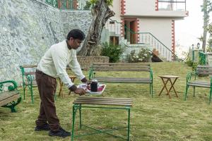 Lions Den Estate 7 BD Ramgarh serviced Villa BBQ