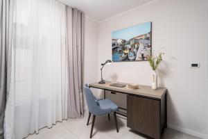 Al Porto Suites - NEW!