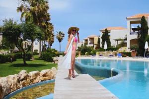 Cassiopeia 3-Bedroom House on the beach with pool