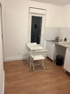Appartements Studio -4 PERSONNES : photos des chambres