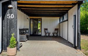 4 Bedroom Beautiful Home In Skjern