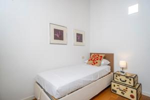 GuestHost - Lovely Apartment X6 with Balcony