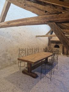 Appartements L-audacieuse-Jacuzzi et sauna , miroir suspendu : photos des chambres