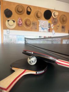 Spacious ensuite and lounge with ping pong table - Perfect to rest near the beach