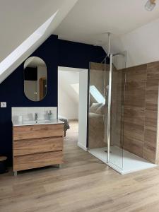 Maisons de vacances Chez Colette- Maison avec jardin : Maison 1 Chambre