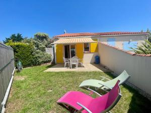 Maisons de vacances Maison avec jardinet, 2 chambres, parking, proche plage et centre - FR-1-231-334 : photos des chambres