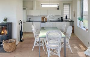 Cozy Home In Ulfborg With Wifi