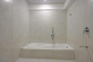 Hotel Grand Arose