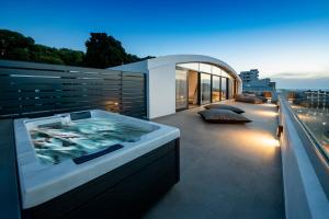 The Gem Loft City Apartment