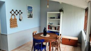 Maisons de vacances Maison cosy & jardin prive Plages a 5 min : photos des chambres