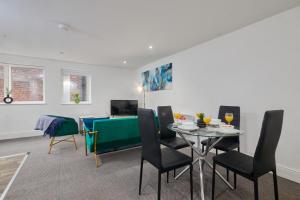 Perfect for Business Travellers & Family Stays - 3 Beds - FREE Parking!
