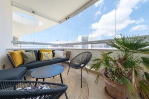 Beach Condominium 28 by Destination Algarve