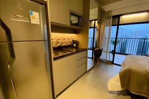 Studio com sacada e coworking prox Paulista