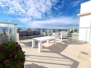 Atico las dunas con vistas al mar