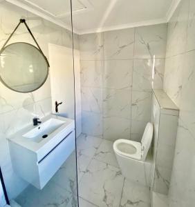 Chill & Cozy shared apartment with Michael