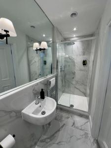 Edenhurst By Pureserviced