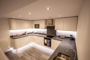 Luxury 4 bedroom ground floor apartment