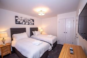 Luxury 4 bedroom ground floor apartment