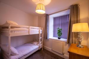 Luxury 4 bedroom ground floor apartment