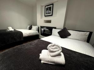 Warren Street 4 Bedrooms Private Suite