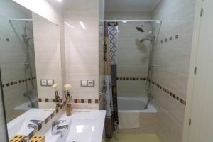 SH Pilucas Home Moderno apartamento con patio