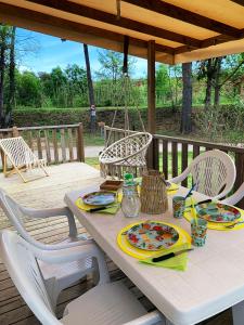 Campings Camping Le Val de Cesse : photos des chambres