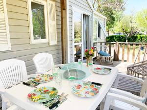 Campings Camping Le Val de Cesse : photos des chambres