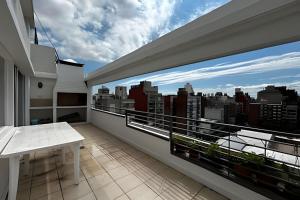 Dúplex amplio zona centro