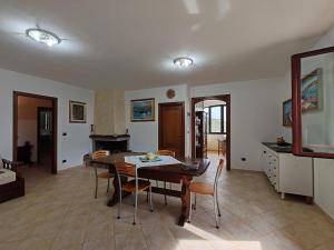 Residenza Carrabuffas - La ginestra