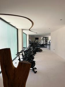 Your Perfect Space, GF with pool access for 3